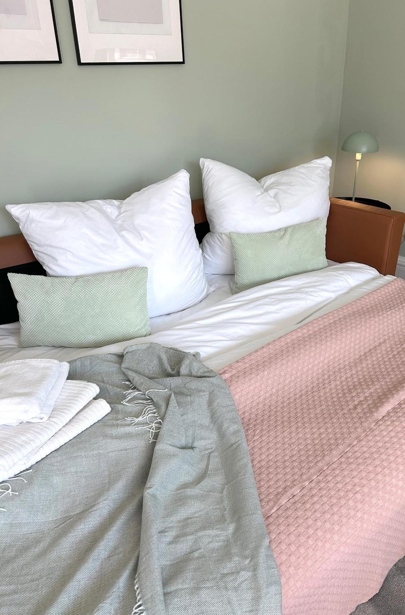 Neues Trendy Appartement In ฮันโนเวอร์ ภายนอก รูปภาพ